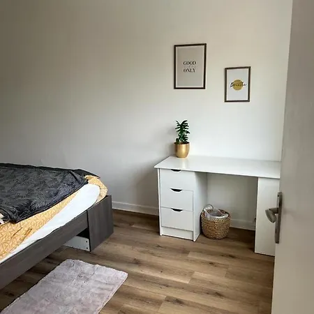 Apartment Quai De Seine // Proche Docks // Proche Des Transports // Calme Et Agreable