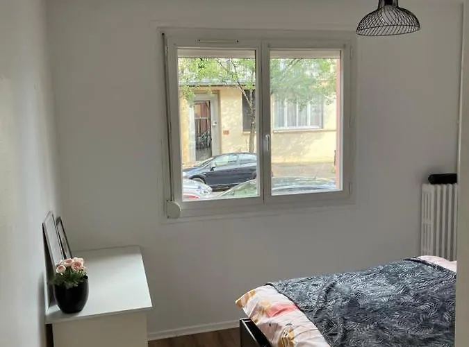 Апартаменты Quai De Seine // Proche Docks // Proche Des Transports // Calme Et Agreable *